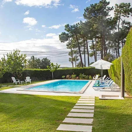 Fig Tree Family House With 4 Bedrooms